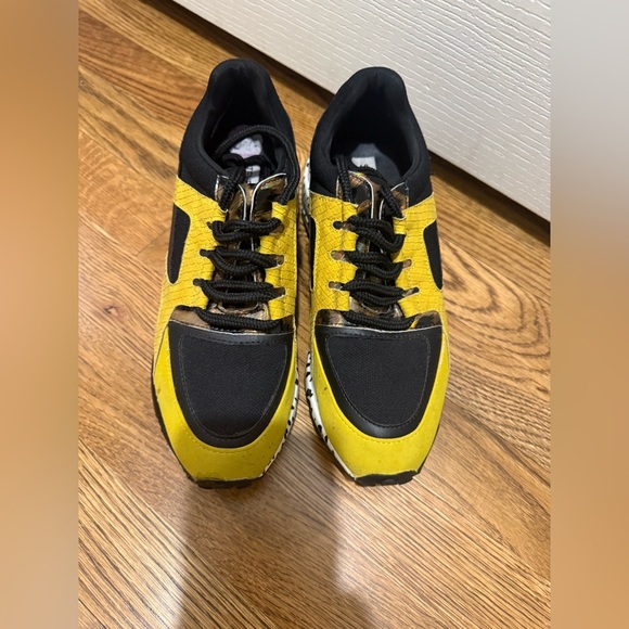 Steve Madden Sneakers size 6.5 - Picture 7 of 9